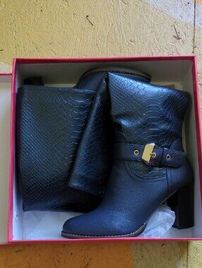 Ann Creek High Heeled Navy Blue Alligator Print Leather Boots